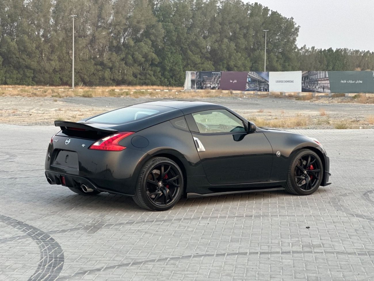 نيسان 370Z سبورت موديل 2016 خليجي فل مواصفات حاله ممتازه من الداخل والخارج مالك واحد من الوكاله