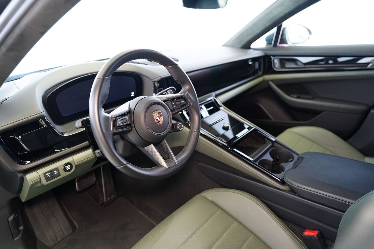 Porsche Panamera 4 3.0L