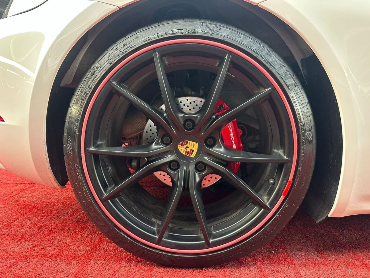 بورش كايمان 718 GTS 4.0L M/T