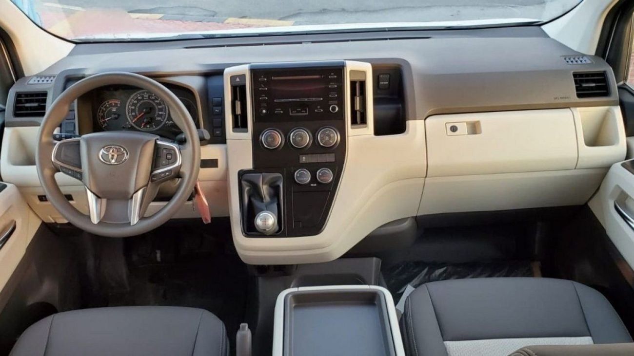 Toyota Hiace Commuter GL  2.8L M/T Diesel 2025 Model