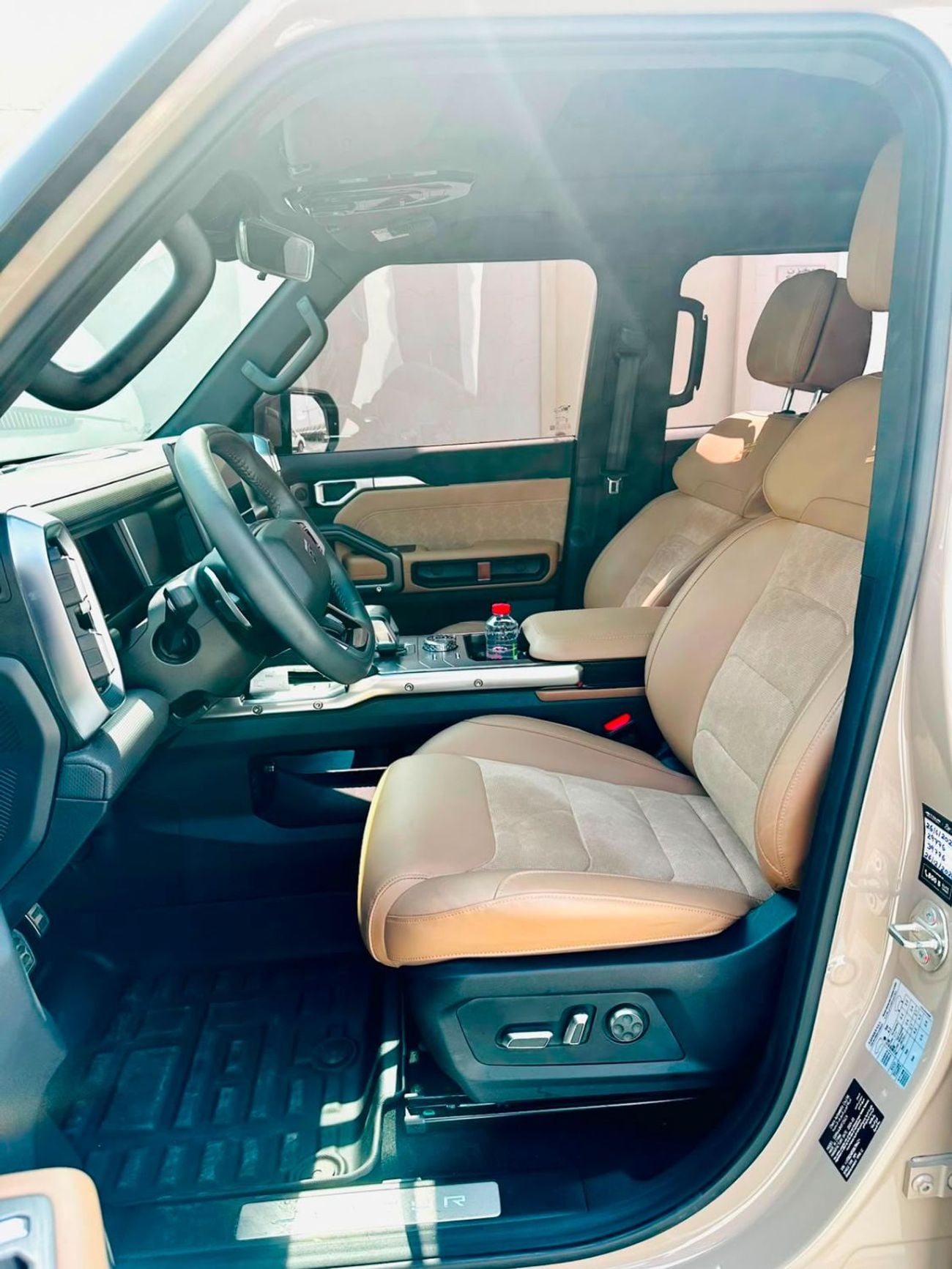 جيتور T2 LUXURY - 2025 - GCC SPECS -  SINGLE OWNER - UNDER WARRANTY & SERVICE CONTRACT FROM AGENCY