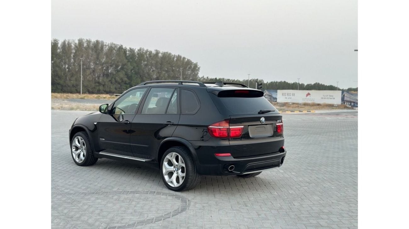 بي أم دبليو X5 xDrive 35i موديل 2012 خليجي فل مواصفات بانوراما وتحكم كهربي كأمل