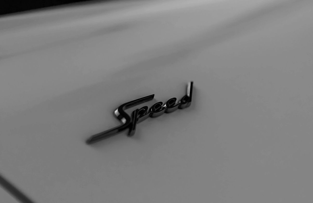 بنتلي كونتيننتال 4.4L V-8 Twin-Turbocharged Engine