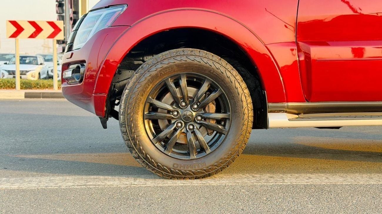 ميتسوبيشي باجيرو -