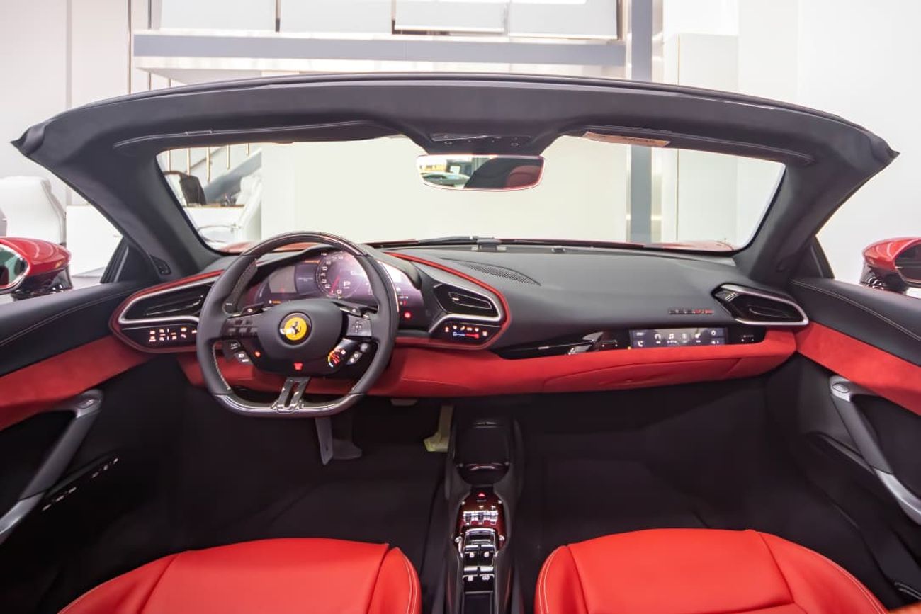 فيراري 296 GTS FERRARI 296 GTS | 2025 | Full Carbon Fiber