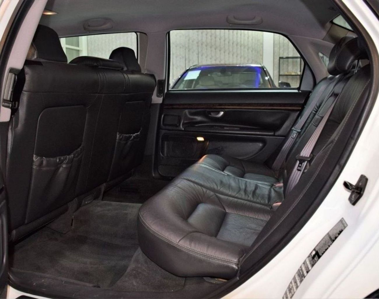 فولفو S80 EXCELLENT DEAL for our Volvo S80 2.9 LIMOUSINE! ( 2004 Model! ) in White Color! GCC Specs