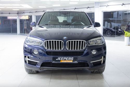 BMW X5 50i Luxury 4.4L (5 Seater)