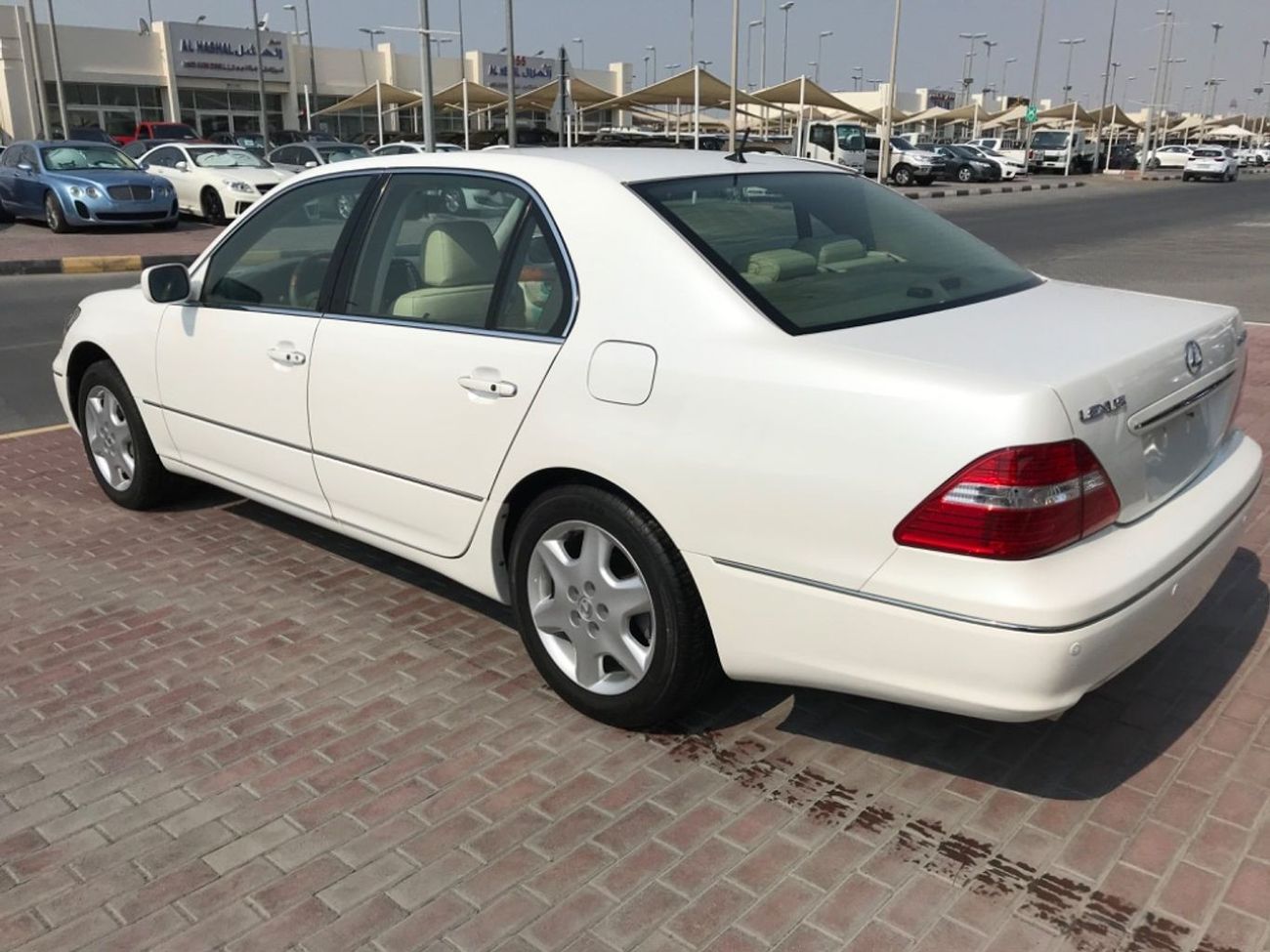 Lexus LS430 وارد أمريكي فل ألترا بدون حوادث بدون صبغ