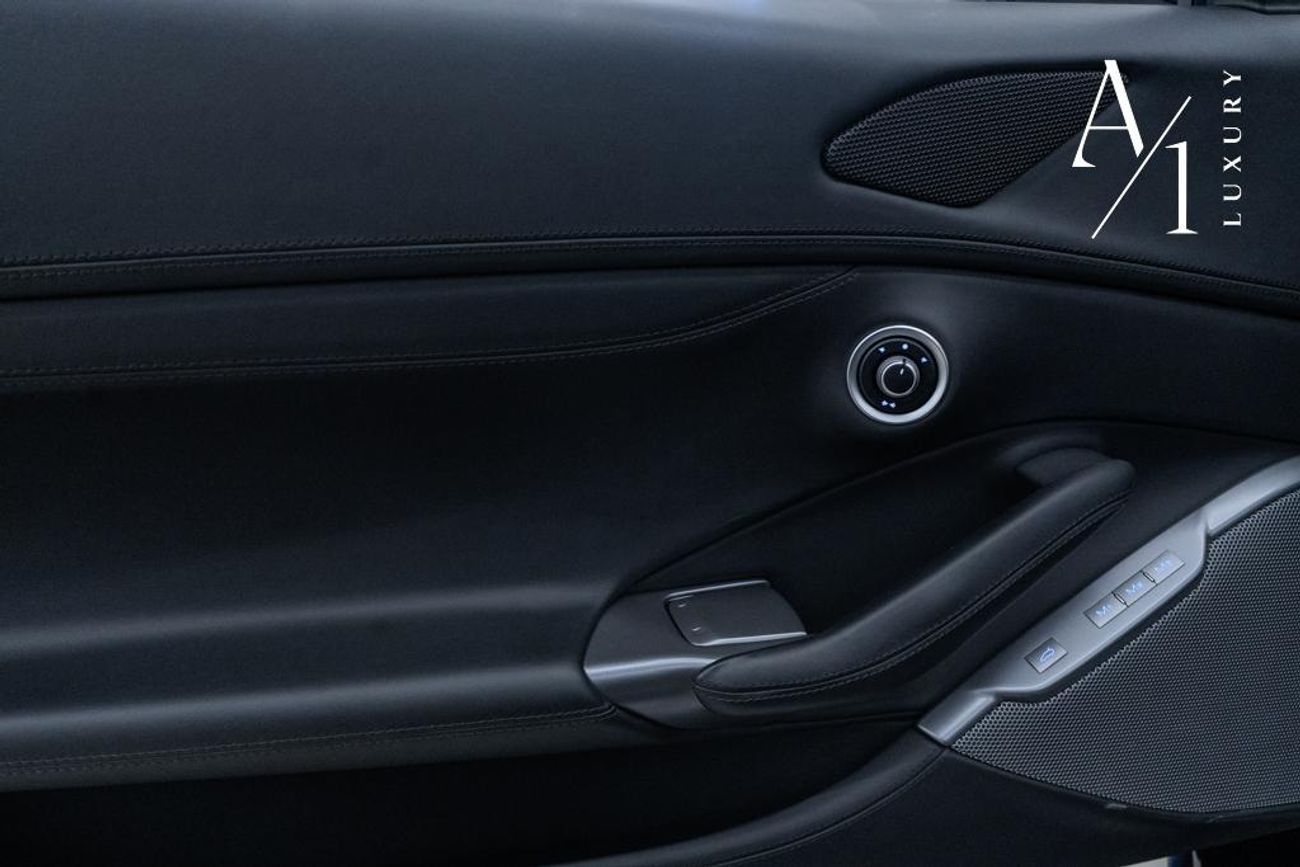 Ferrari Portofino Std 3.9L 2020 Ferrari Portofino, Warranty, Carbon Fiber Package, Nero Daytona WB Exterior, Very Low