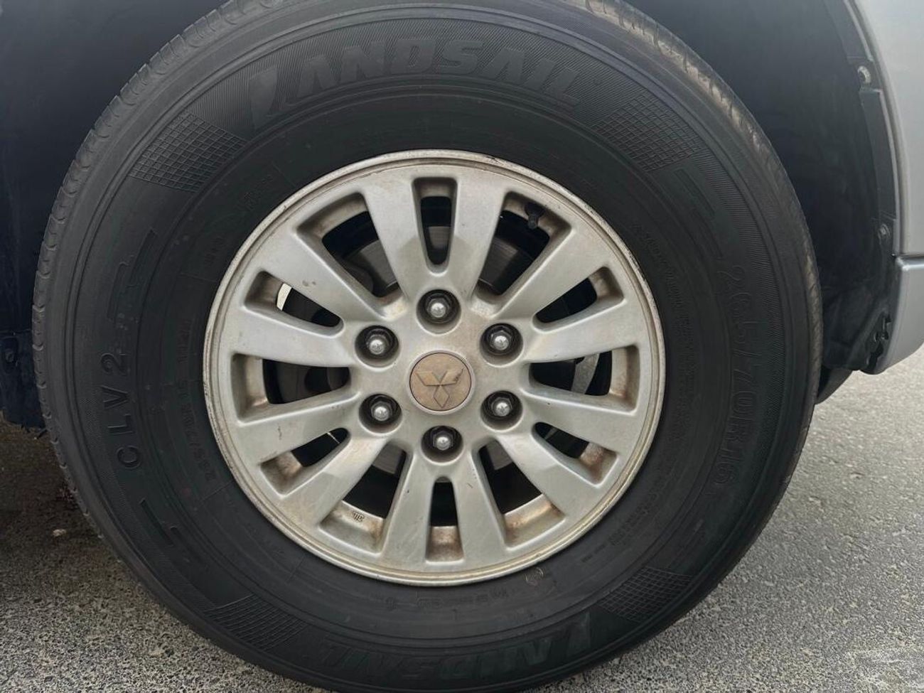 Mitsubishi Pajero GLS 3.5 Lowline