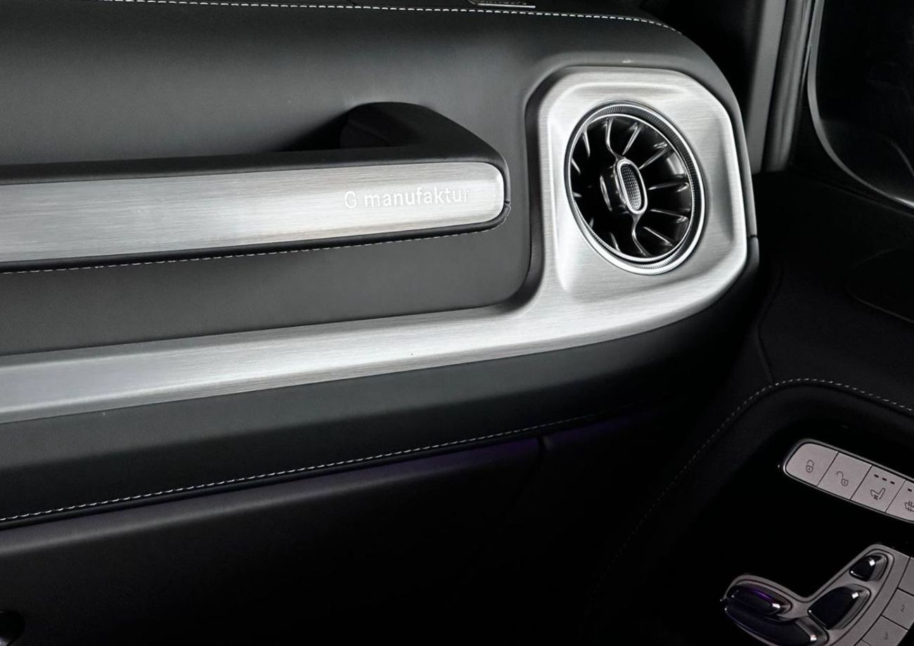 Mercedes-Benz G 63 AMG Std 4.0L