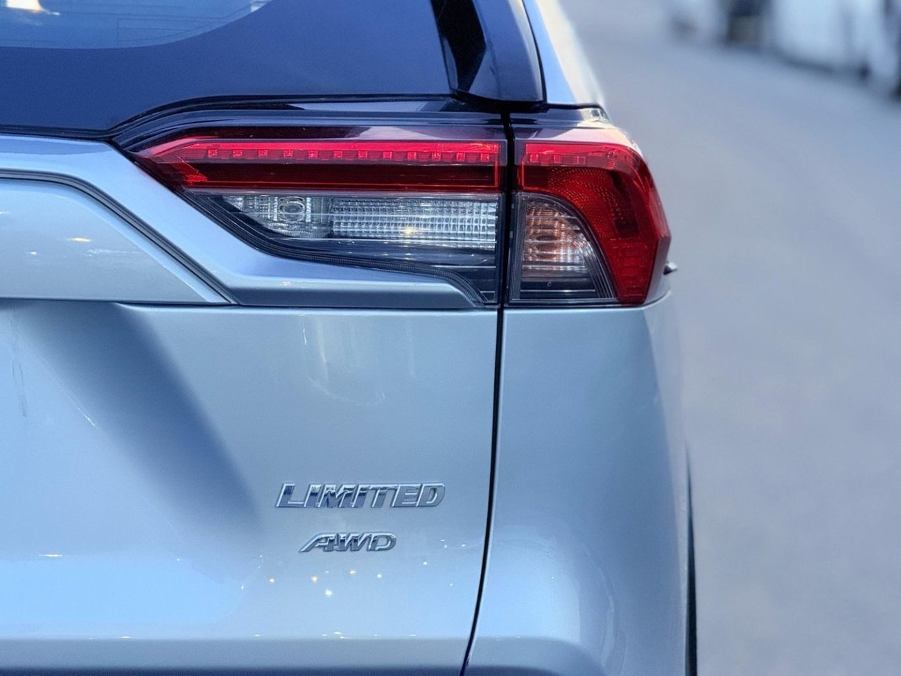 تويوتا راف ٤ Limited 2020 Model Full Option with Radar Very Clean And Perfect Condition