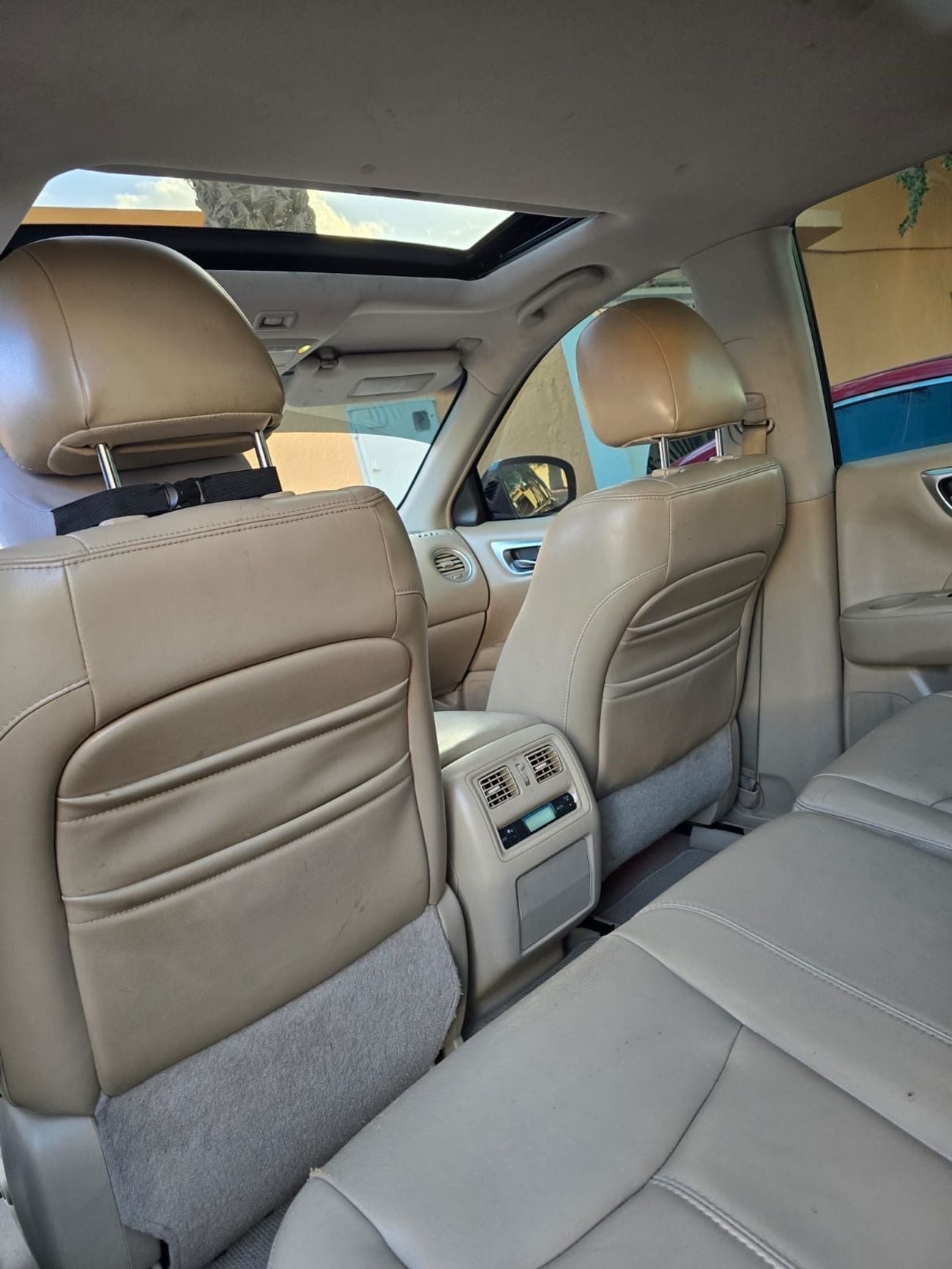 Nissan Pathfinder SV