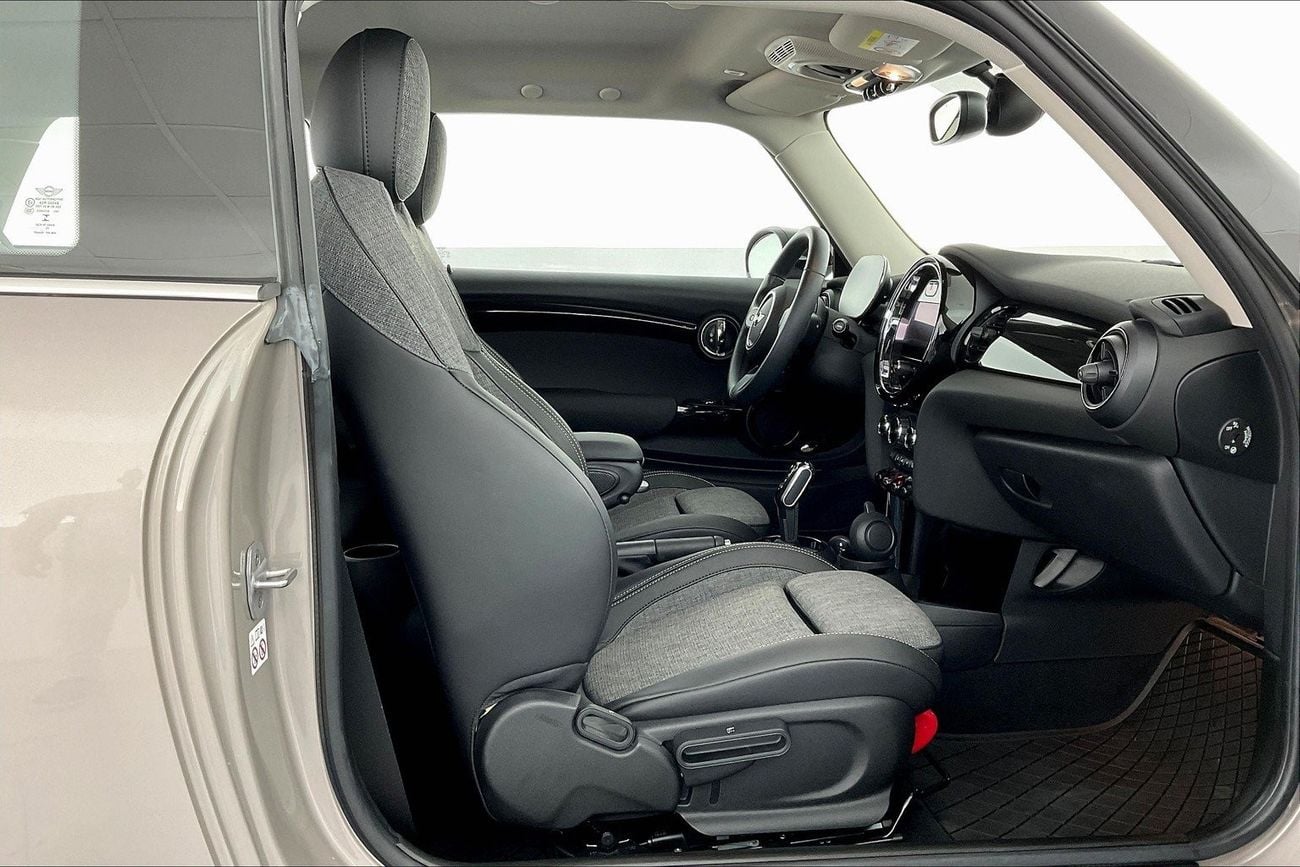 Used Mini Cooper Cooper 2022 for sale in Dubai - 576443
