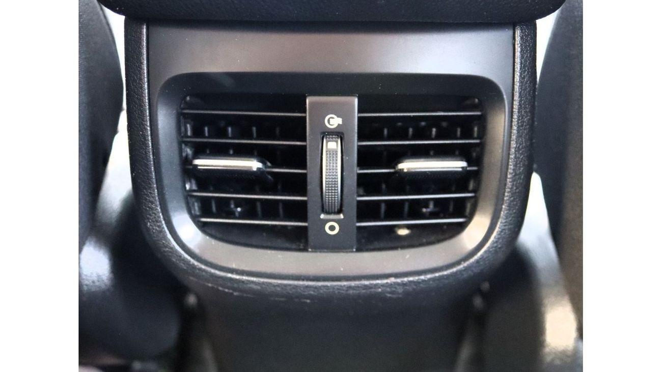 كيا سيراتو EX خالية من الحوادث - خليجي - مكينة 1600 سي سي - بحالة الوكالة من الداخل والخراج