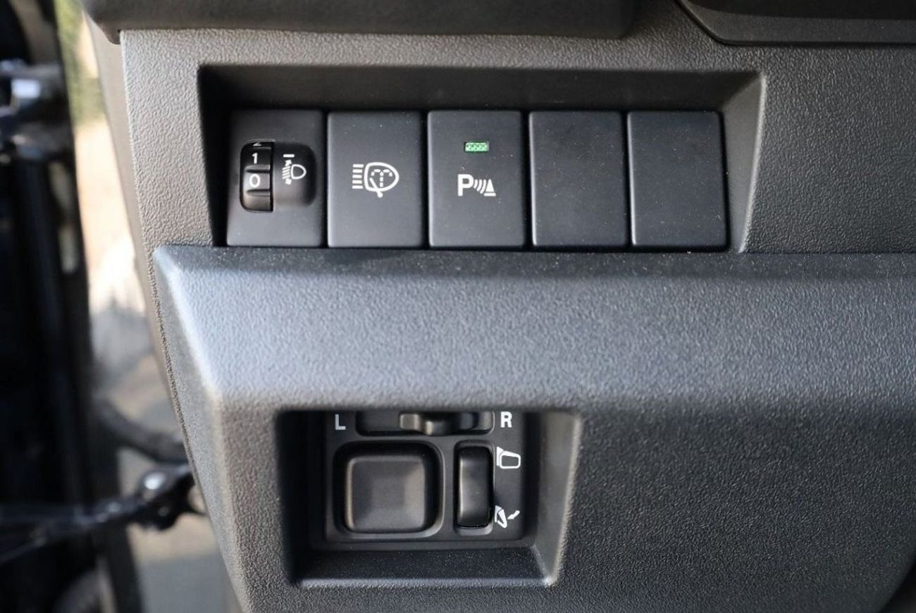 Suzuki Jimny SUZUKI_JIMNY_GLX_1.5L_2024_5DOORS_BLACK_GREY_4WD