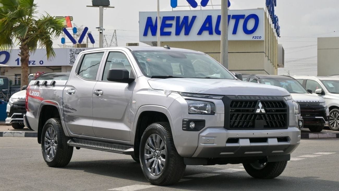 Mitsubishi L200 Brand New Mitsubishi L200 GLX 2025 Export 2.5L 4WD A/T Diesel|Silver/Black|L200-GLX-AT-25|