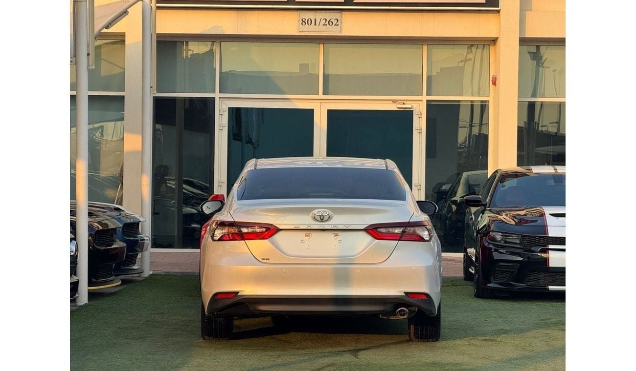 Toyota Camry SE+ 2.5L