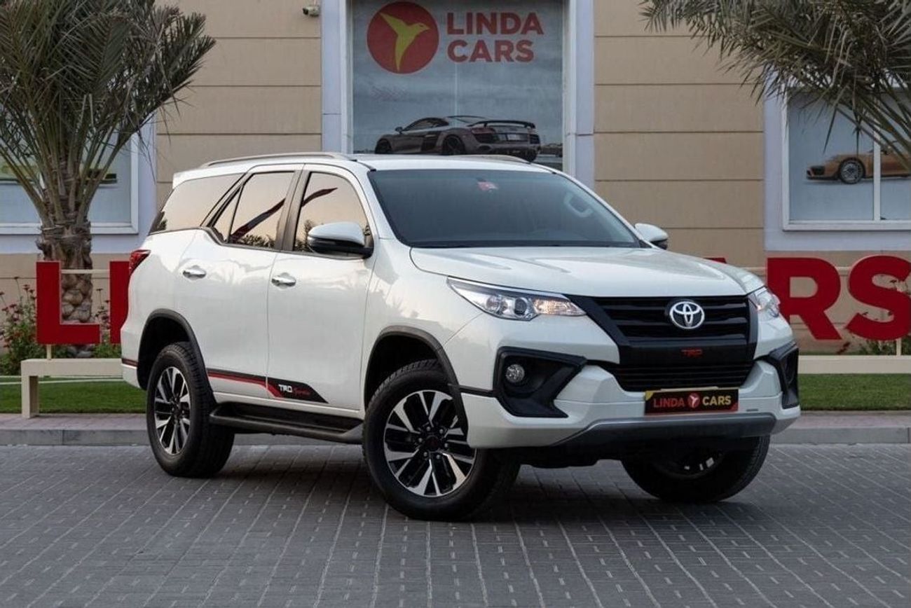 تويوتا فورتونر Toyota Fortuner TRD Sportivo 2018 GCC (LOW MILEAGE) under Warranty with Flexible Down-Payment.