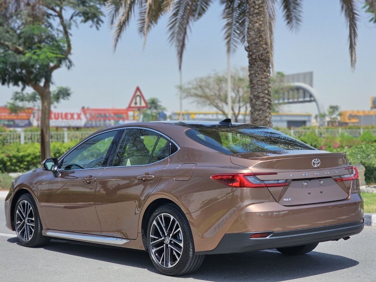 Toyota Camry GLE 2.5L