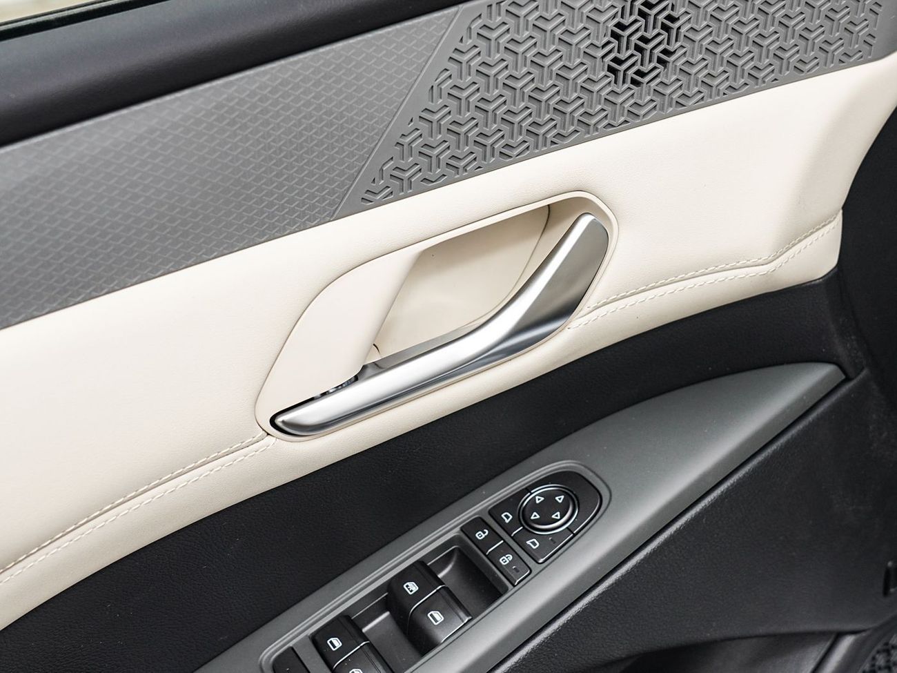 بي واي دي كين بلاس Qin Plus 2025 DM-i Smart Driving Edition 55km Leading model | For export