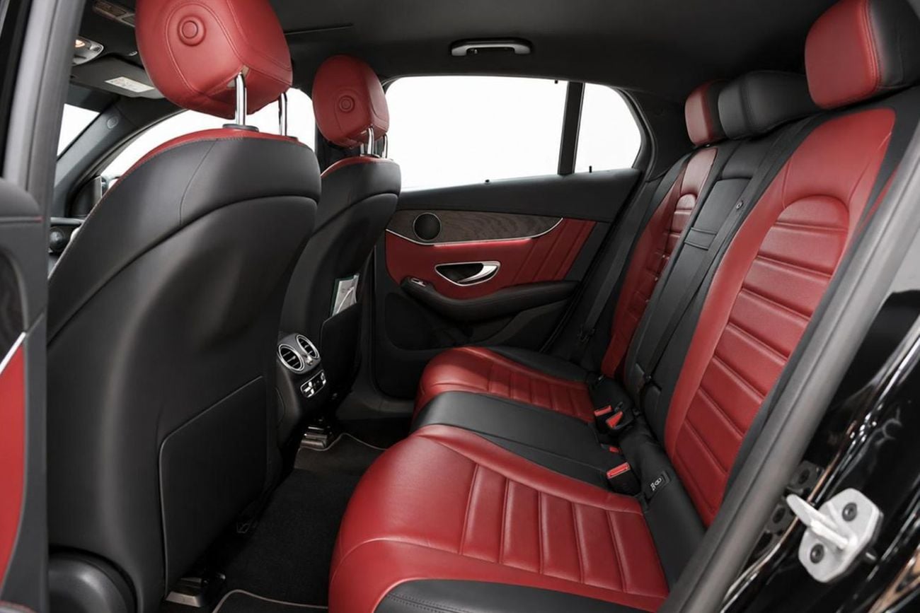 مرسيدس بنز GLC 300 Coupe AMG 2.0L