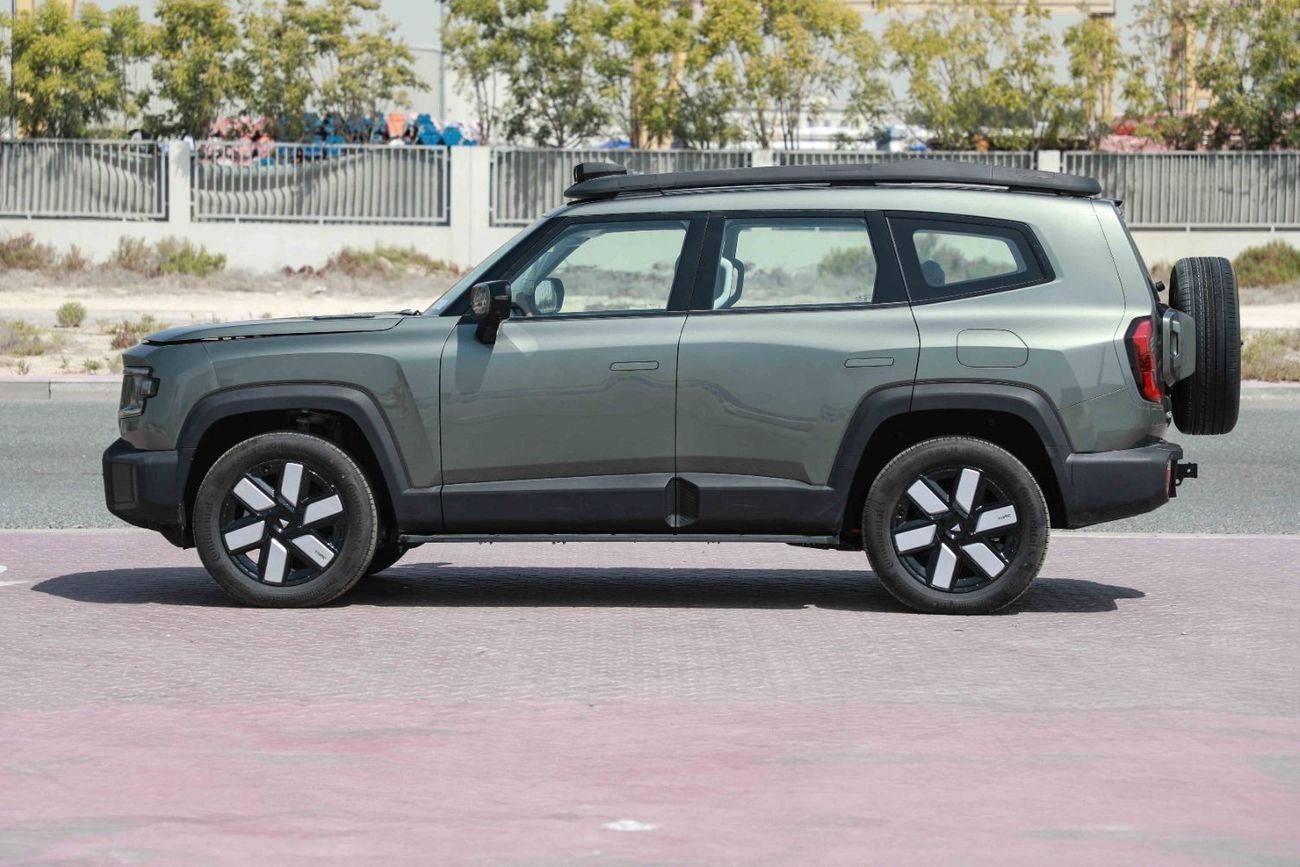 تشنجان ديبال جي 318 2024 Changan Deepal G318 Air Suspension - Plug-in Hybrid - Green inside Blue | Export Price