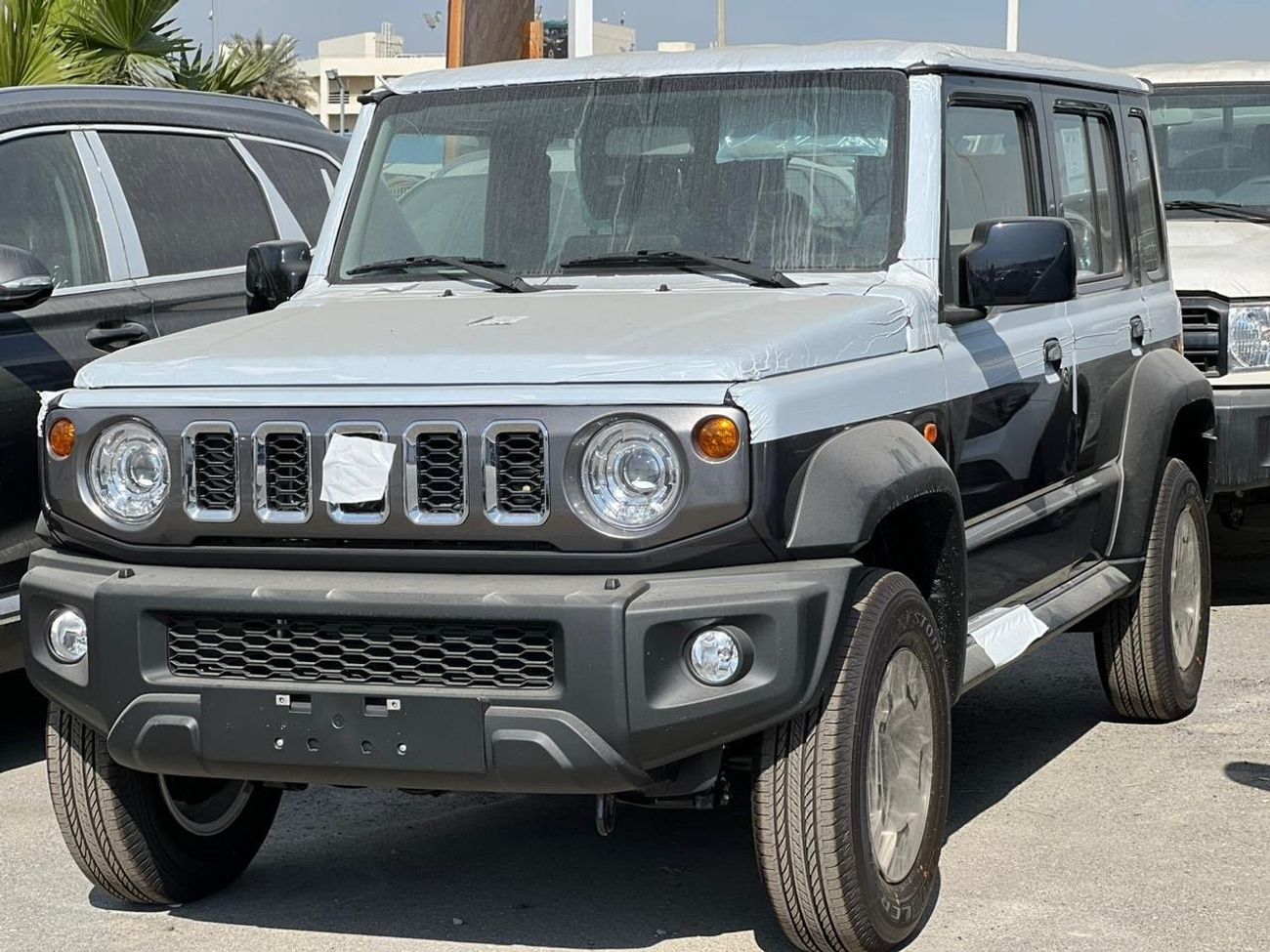 Suzuki Jimny Suzuki jimny 4 Door GLX  2024 Model years  Rims 17