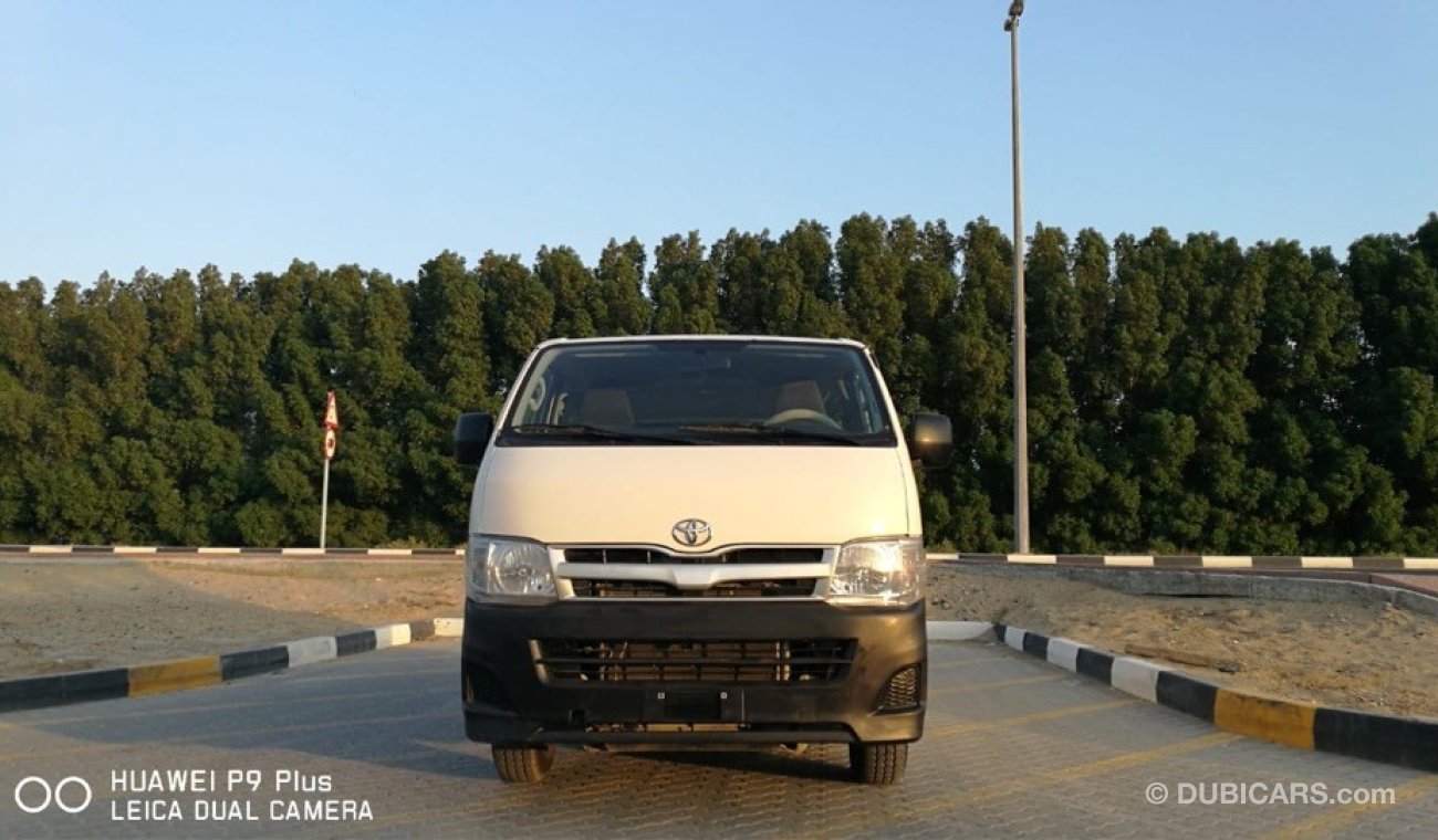 Toyota Hiace 2013 ref#796