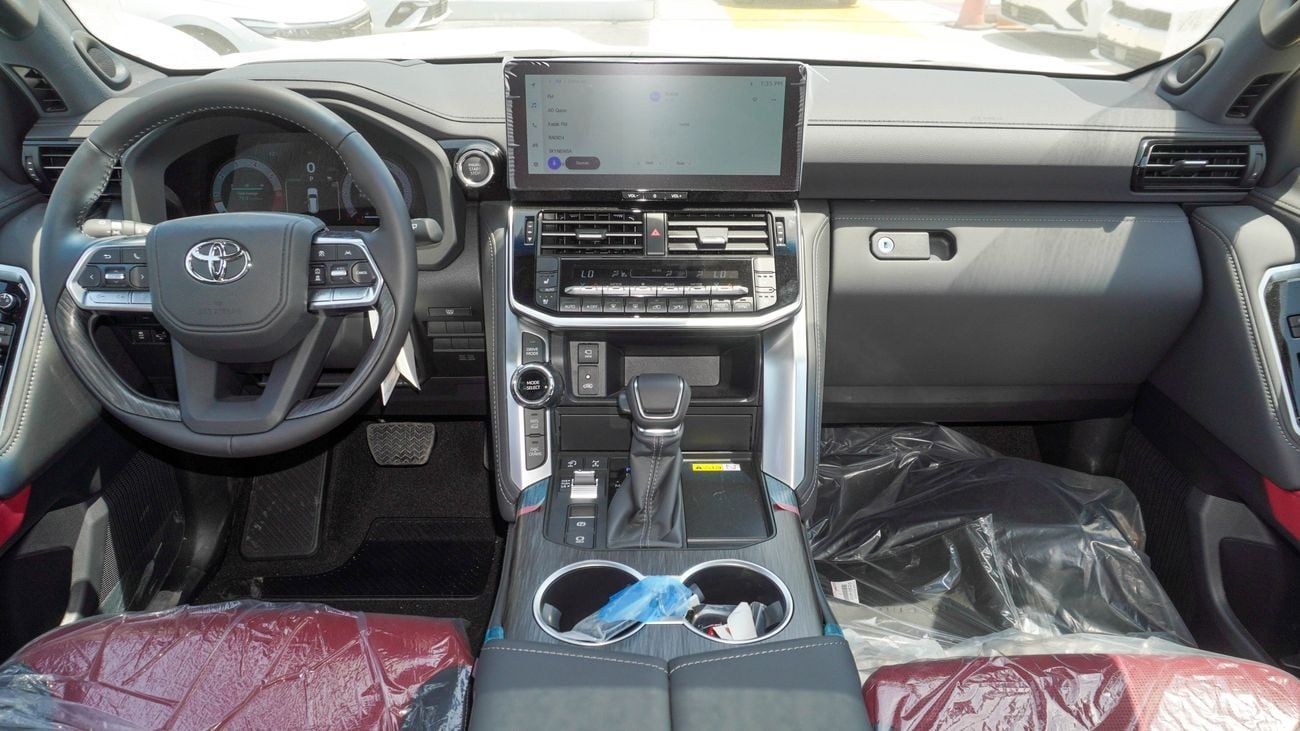 Toyota Land Cruiser VXR 3.5 L twin turbo V6