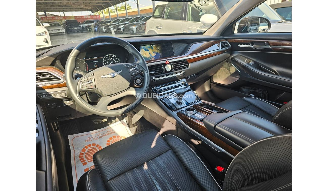 Genesis G90 Platinum