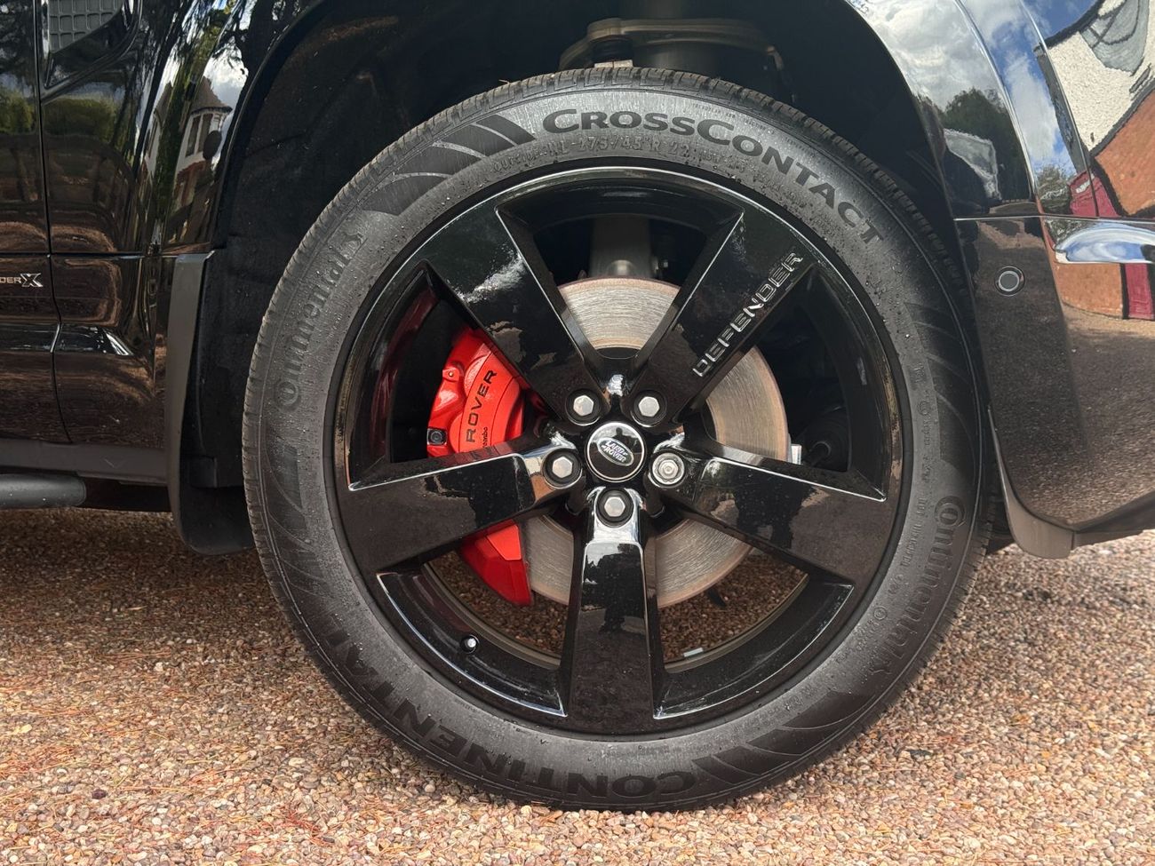 لاند روفر ديفندر 110 X P425 5.0L V8 IN RIGHT HAND DRIVE