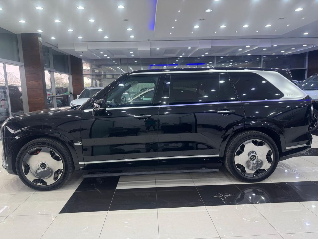 زيكر 9X EMI 6,480 AED - ZEEKR 9X - ULTRA EDITION - READY TO DRIVE - NO WAITING