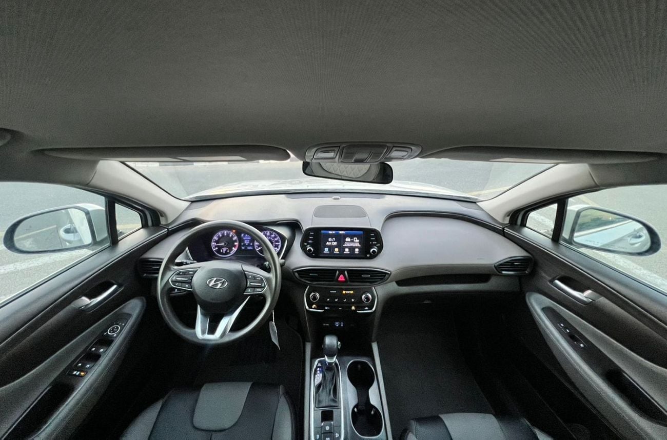 Hyundai Santa Fe STD (NON GCC) 2019 Hyndai Santafe MidOption+ - 2.4L V4 - 4x4 AWD - Rear Camera - Leather Seat  5