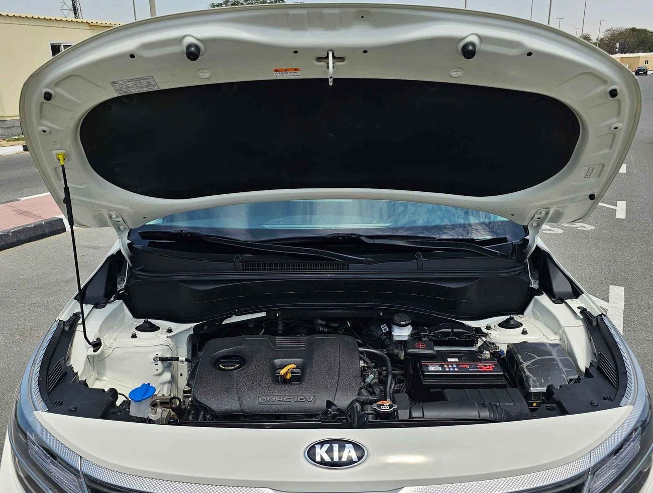 Kia Seltos S/ DUAL TONE/ DVD/  BUTTON START/ LANE ASSIST/ 682 MONTHLY / LOT#75301