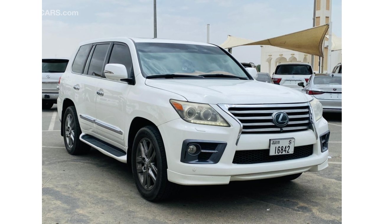 Lexus LX570 Lexus LX 570 GCC full option perfect condition