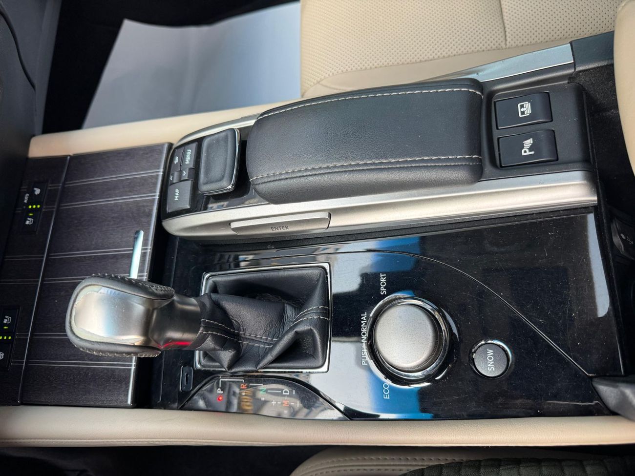 Lexus GS350 Platinum 3.5L V6 3.5L / TRIPLE XENON / RADAR / LANE KEEP ASSIST / COOLING AND HEATING SEATS / LOW MI