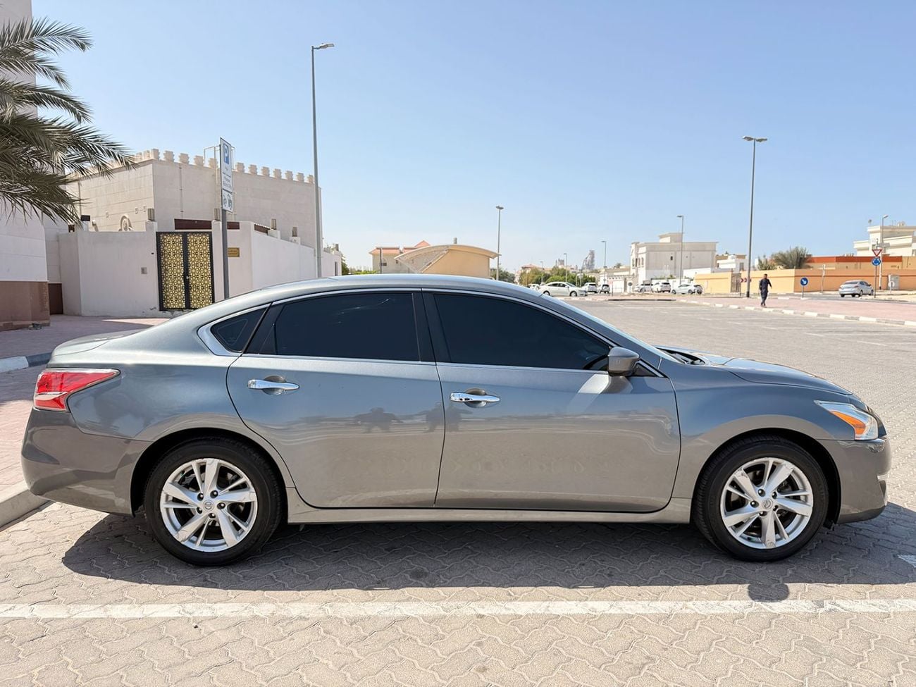 Nissan Altima SV 2.5L