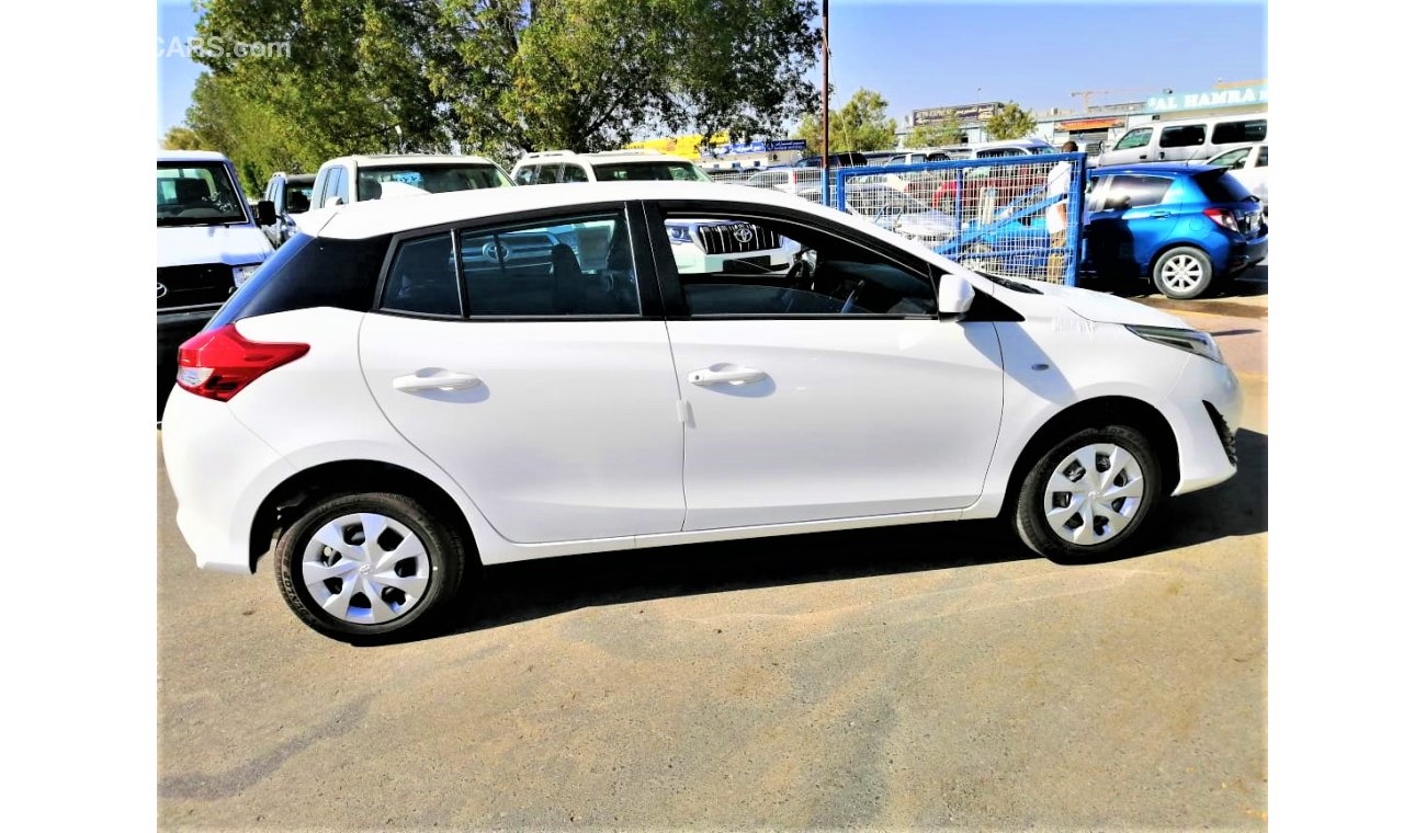 Toyota Yaris 1.3  hatch back