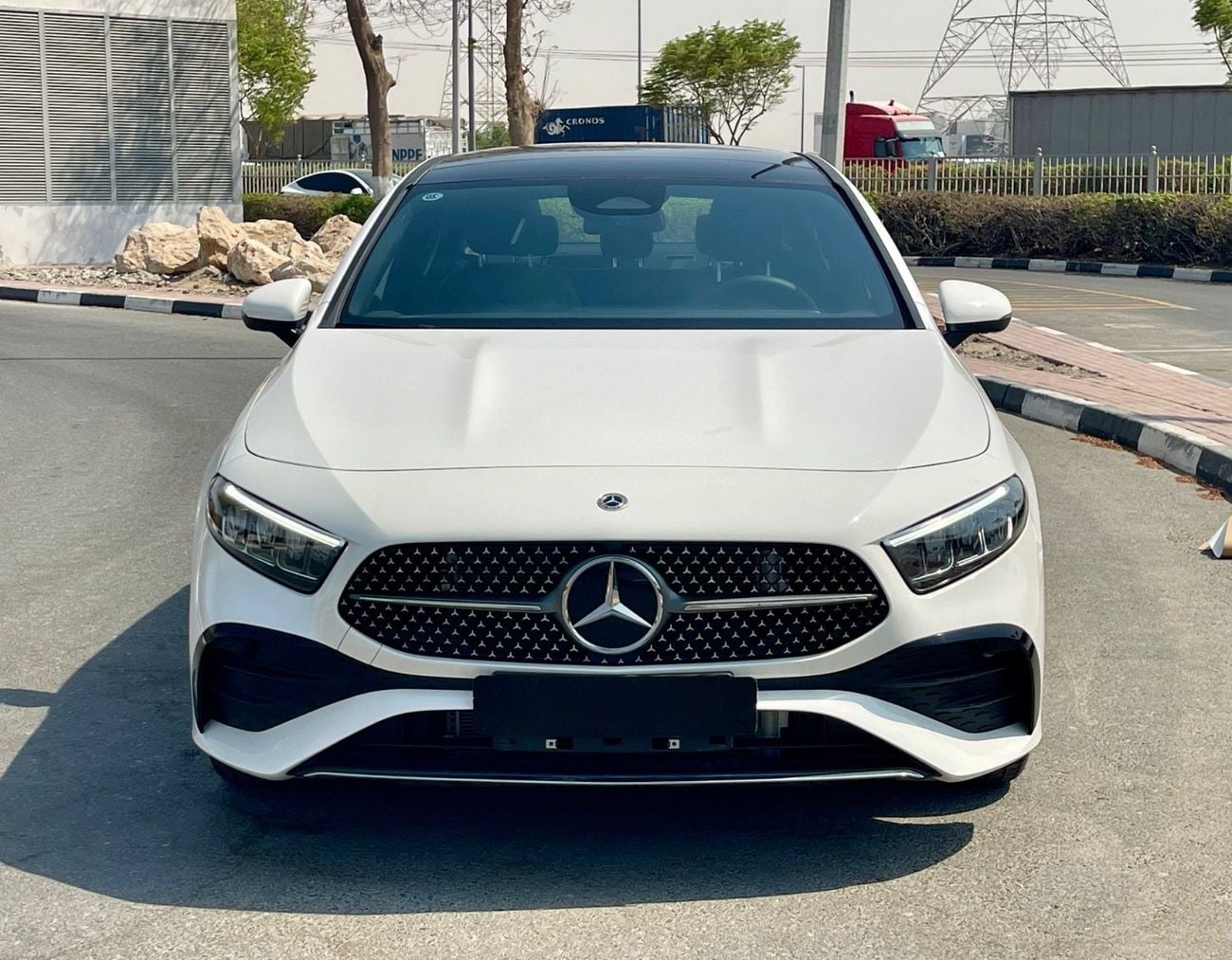 مرسيدس بنز A 200 ستاندارد