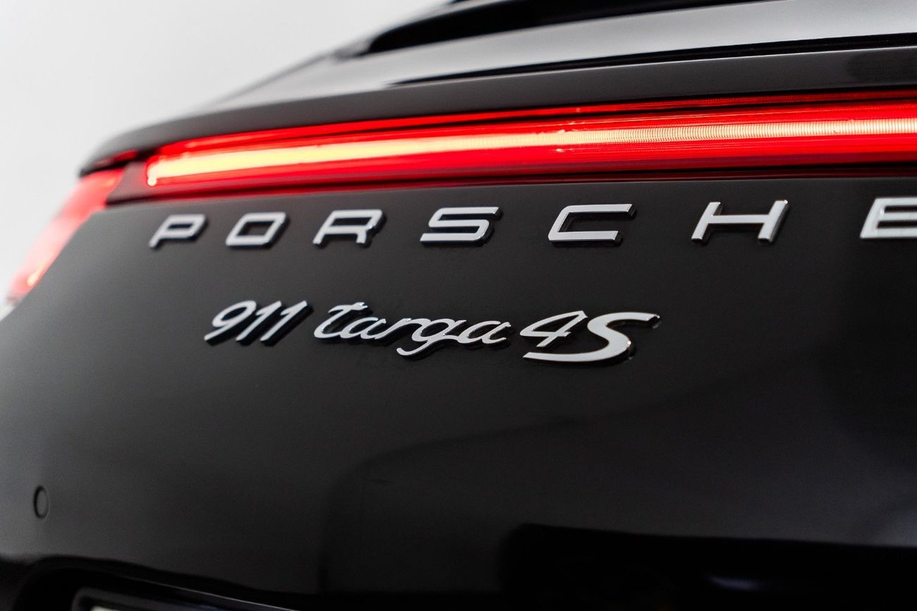 Porsche 911 Targa 4S 3.8L 2015 Porsche 911 Targa 4S / Porsche Warranty & Full Porsche Service History