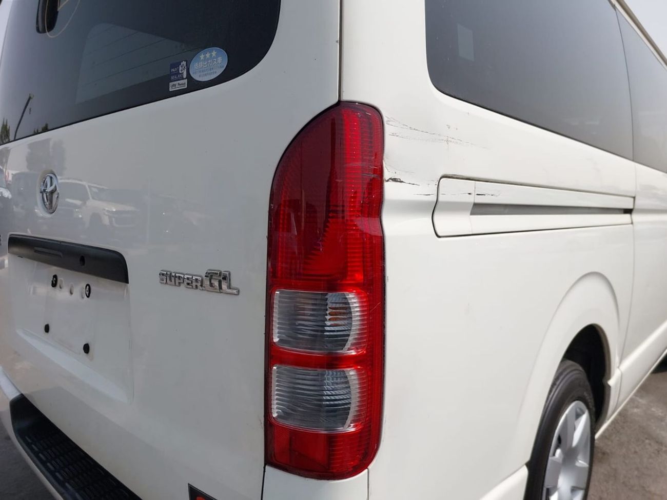 تويوتا هاياس (RAMADAN OFFER) TOYOTA HIACE VAN RHD 2010 MODEL 2.0 L PETROL AUTOMATIC(PM15913)