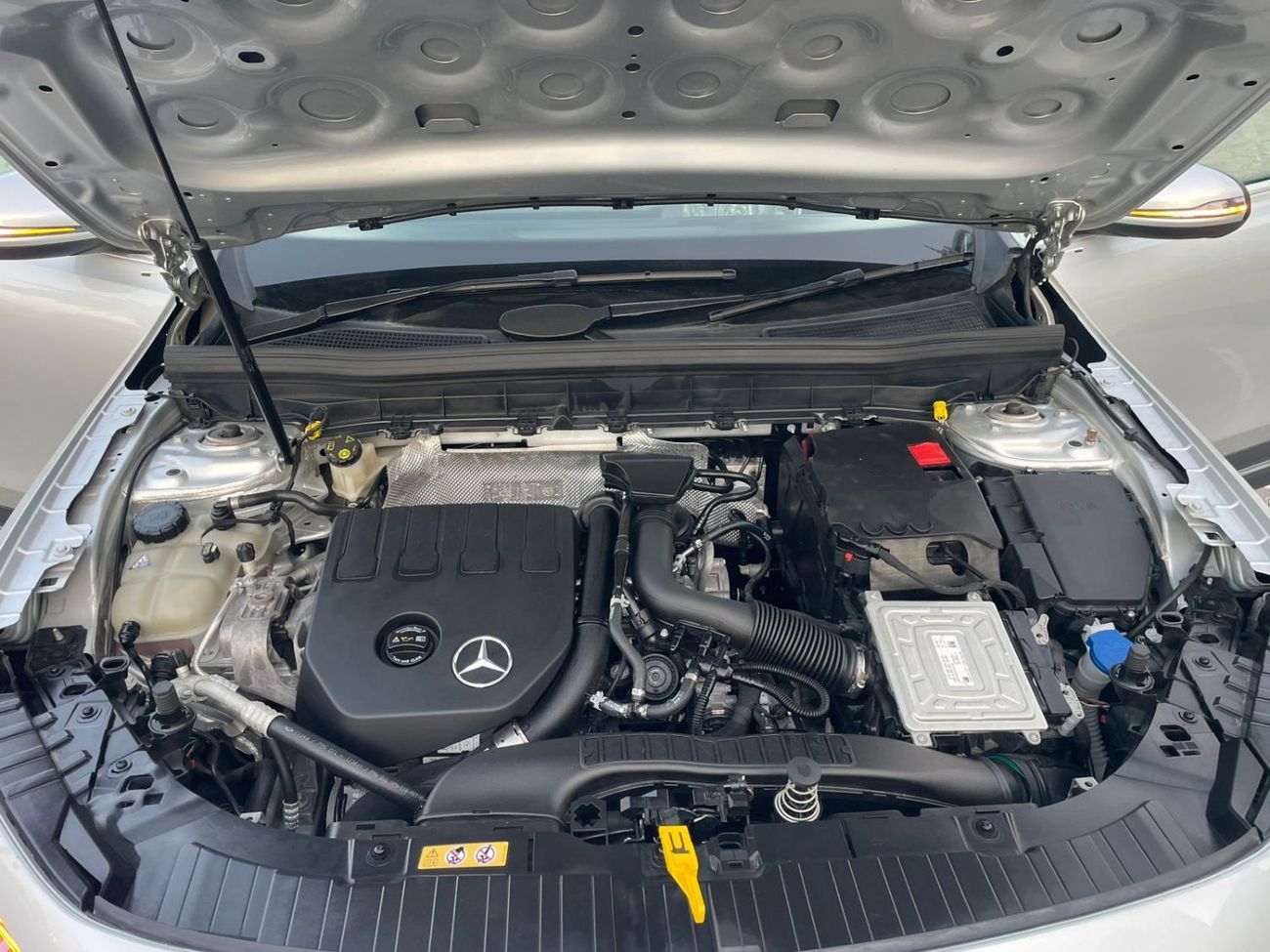 مرسيدس بنز GLB 200 GLB 200 ,PETROL 1.3L ,RIGHT HAND DRIVE ,ONLY FOR EXPORT AVAILABLE