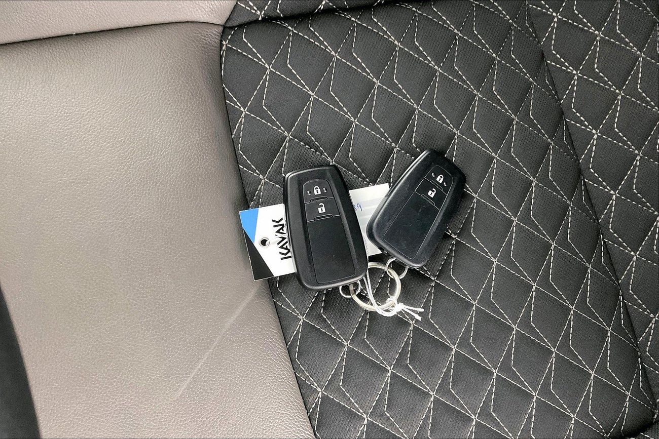 تويوتا CHR VX | شامل الضمان | 0 ﺪﻔﻋﺓ ﺃﻮﻟﻯ