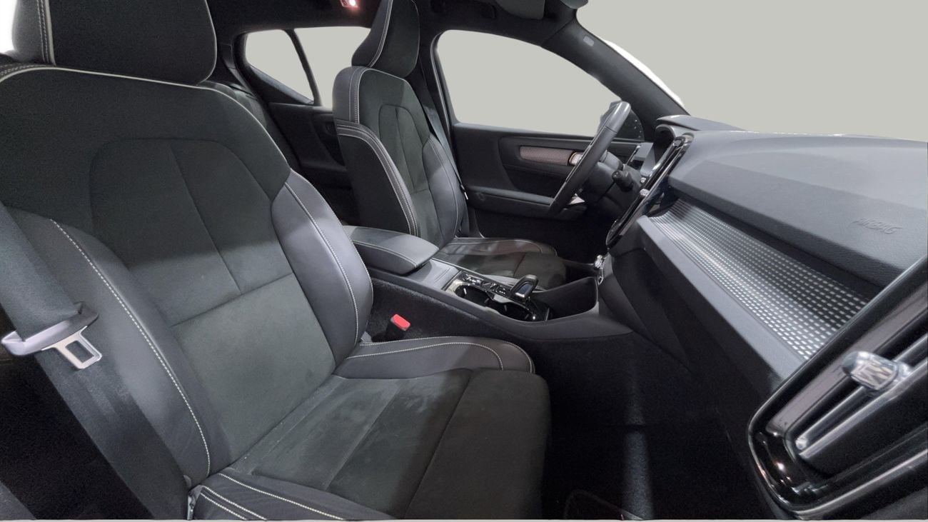 Volvo XC40 R DESIGN 2022 | AED 1093/Month | 0 DP | 30 Day Return | Warranty | Service History