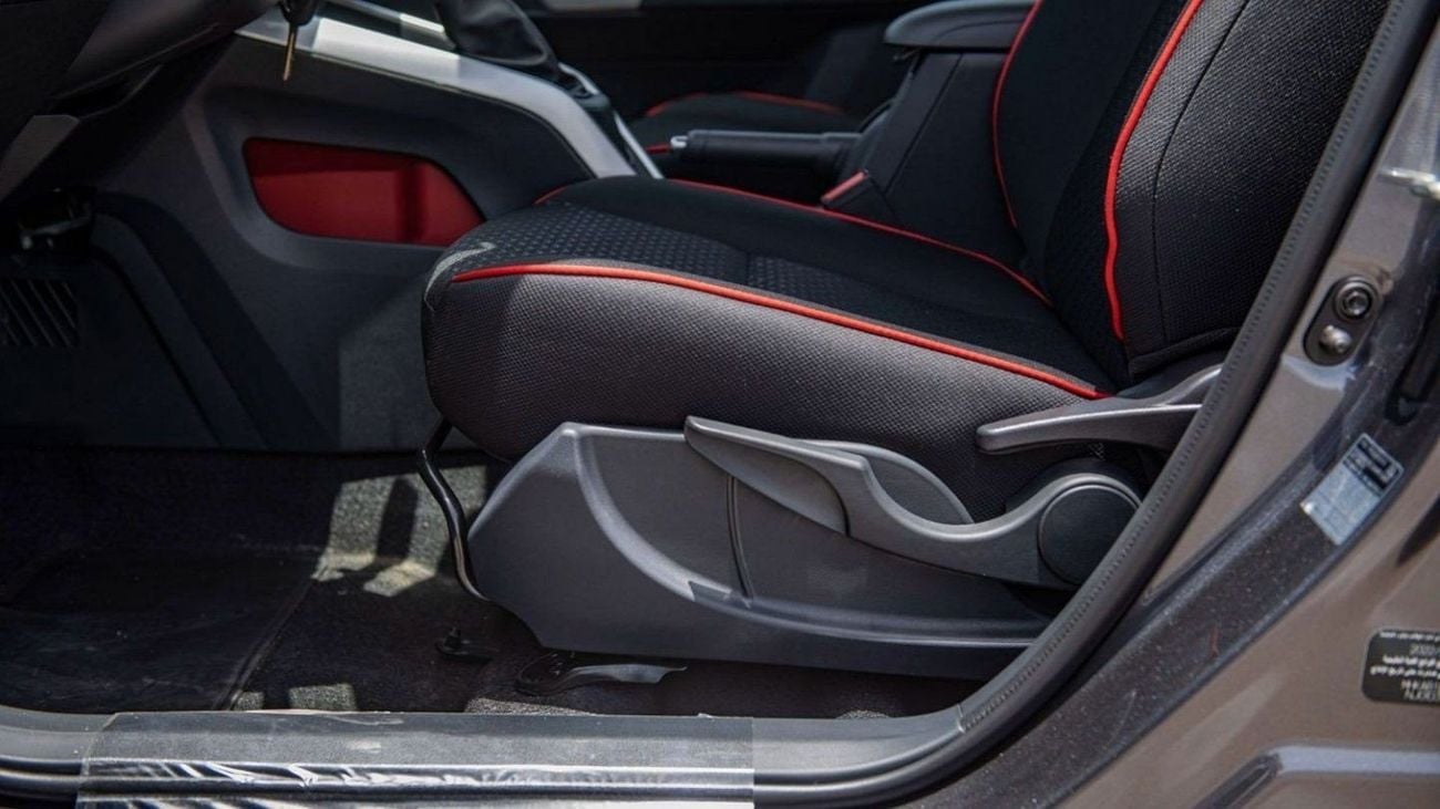 تويوتا ريز toyota raize 2023 1.0l auto v3 petrol