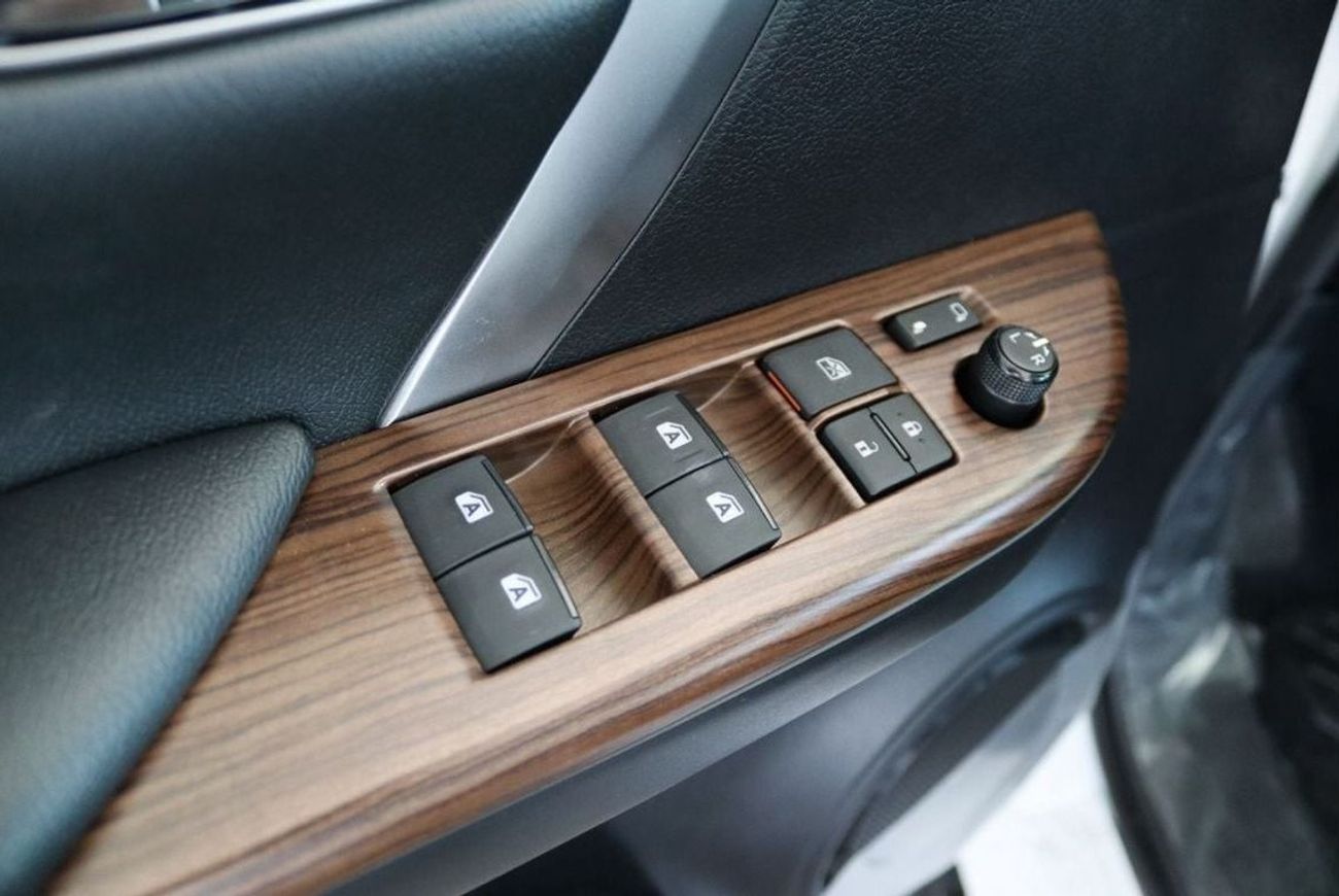 تويوتا فورتونر 2025 FORTUNER VXR 4.0 V6 PETROL/GASOLINA - **EXPORT ONLY**التصدير فقط خارج الخليج**