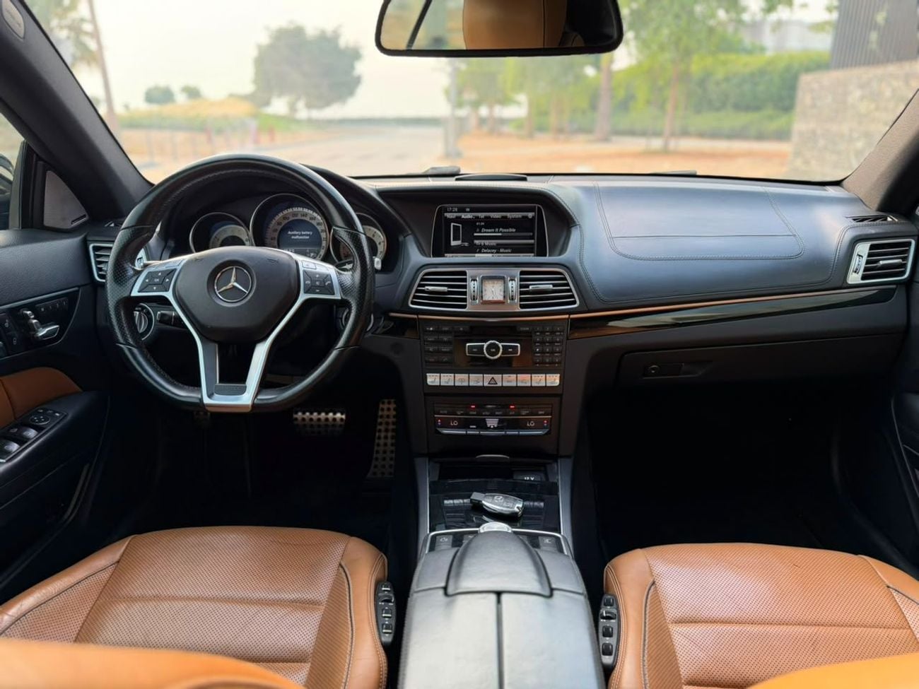 Mercedes Benz E400 STD