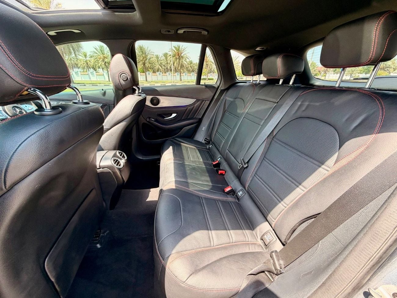 Mercedes Benz GLC 300 4MATIC
