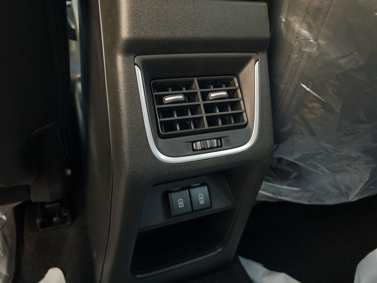 Toyota Urban Cruiser EXPORT ONLY - TOYOTA URBAN CRUSIER 1.5L